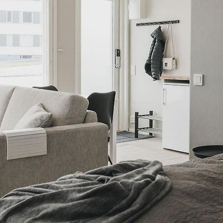 Beautiful New Studio Apartment Nearby The Center Åbo Exteriör bild